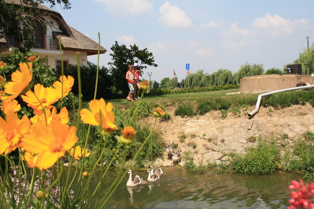 Penzion Eko Park Piestany Exterior photo